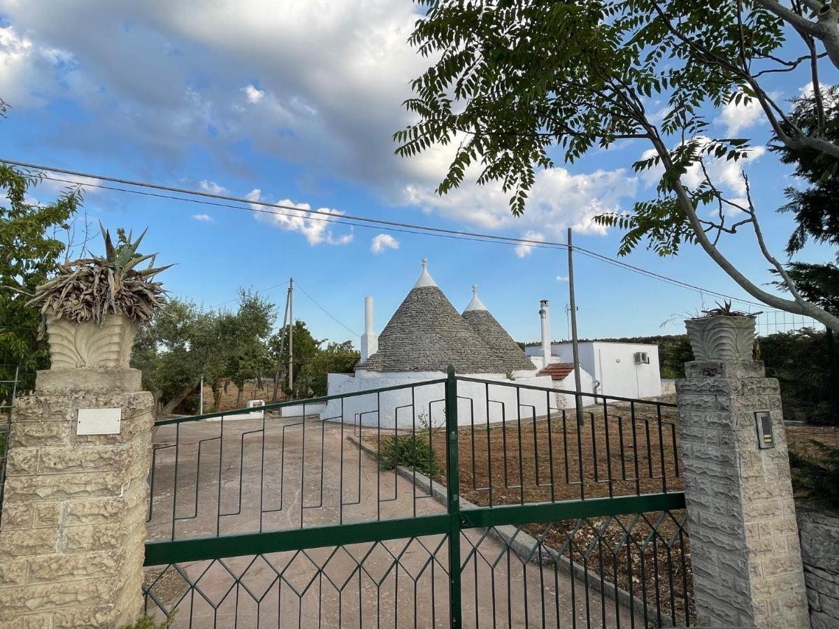 Вілла Trulli Ulivi Путіньяно Екстер'єр фото